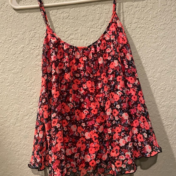 NWOT Express top - Picture 2 of 10